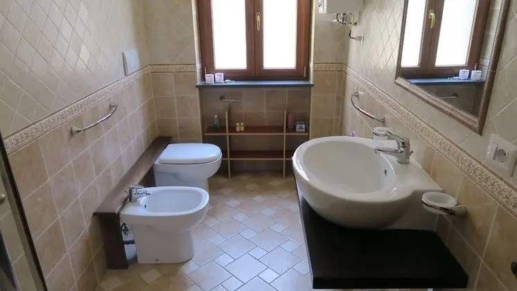 Basic Tek Büyük Yataklı Oda