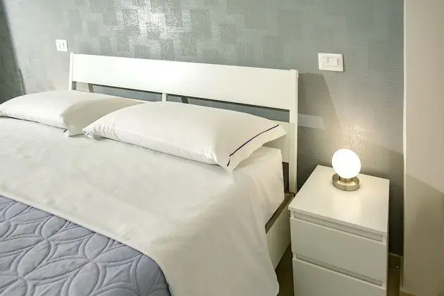 Standard Tek Büyük Yataklı Oda, Balkon (Rosa)