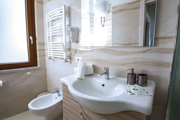 Standard Tek Büyük Yataklı Oda, Balkon (Rosa)