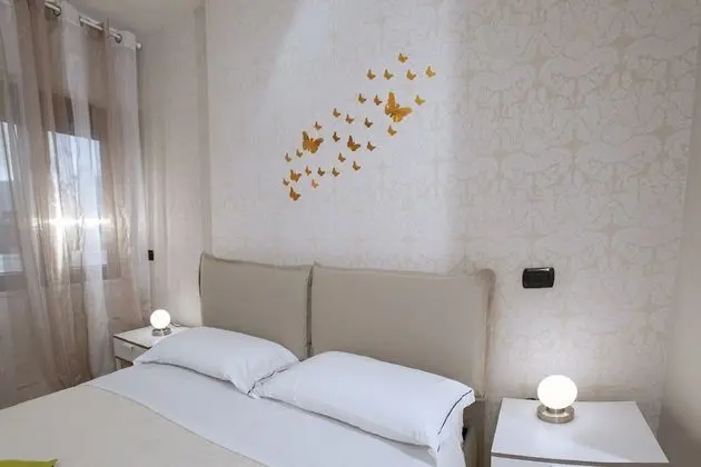 Standard Tek Büyük Yataklı Oda (Girasole)