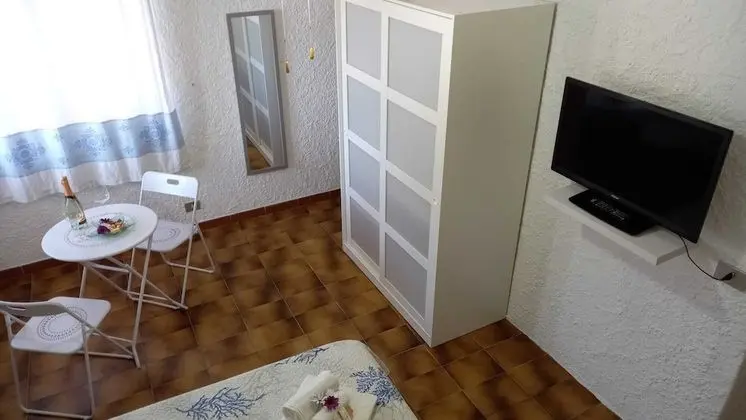 Üç Kişilik Oda