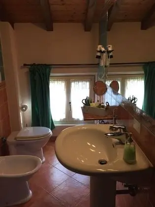 Classic Tek Büyük veya İki Ayrı Yataklı Oda, Sigara İçilmez, Bahçe Manzaralı