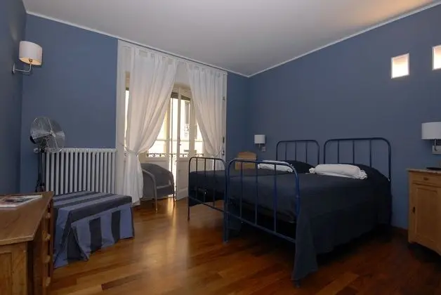 Tek Büyük veya İki Ayrı Yataklı Oda (Azzurra)