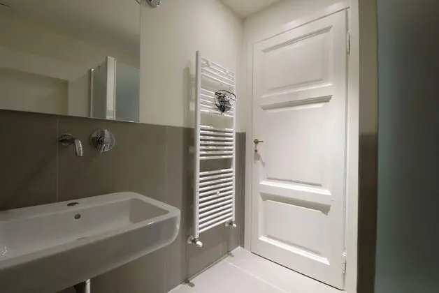 Tek Büyük Yataklı Oda (Verde)