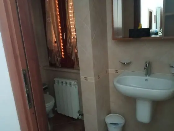 Tek Büyük Yataklı Oda, Balkon