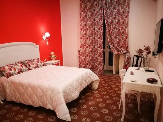 Üç Kişilik Oda, Ortak Banyo