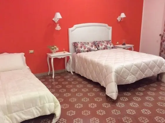 Üç Kişilik Oda, Ortak Banyo