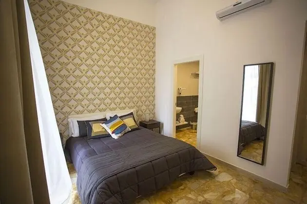 Comfort Tek Büyük Yataklı Oda