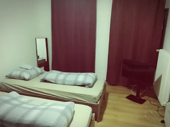 Tek Büyük Yataklı Oda