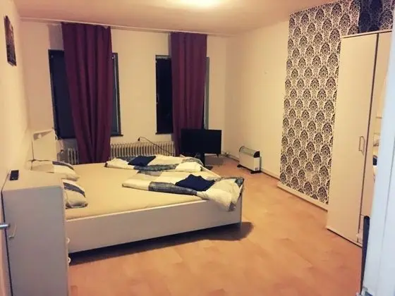 Tek Büyük Yataklı Oda