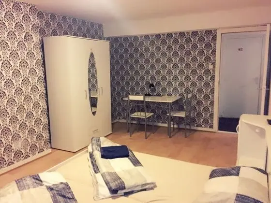 Tek Büyük Yataklı Oda