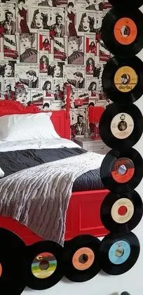 Üç Kişilik Oda (Pop Art)