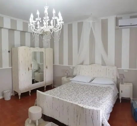Üç Kişilik Oda (Shabby)