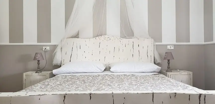 Üç Kişilik Oda (Shabby)