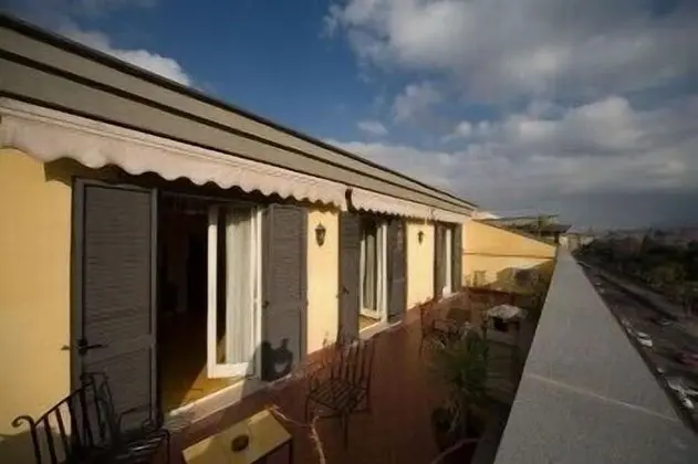 Dört Kişilik Oda, Balkon, Deniz Manzaralı