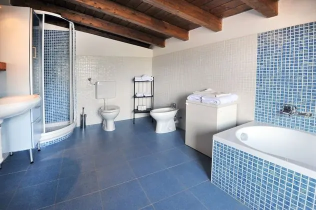 Dört Kişilik Oda, Özel Banyo, Dağ Manzaralı (Stanza del Duca)