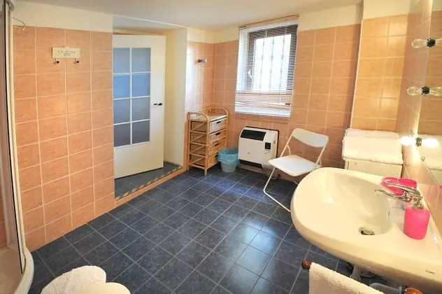 Üç Kişilik Oda, Özel Banyo (Stanza del Conte)