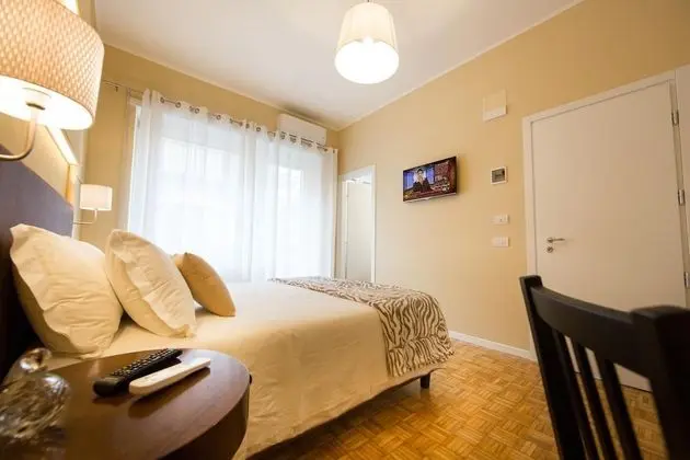 Tek Büyük Yataklı Oda, Banyolu/Duşlu (Mediterranean Lounge)