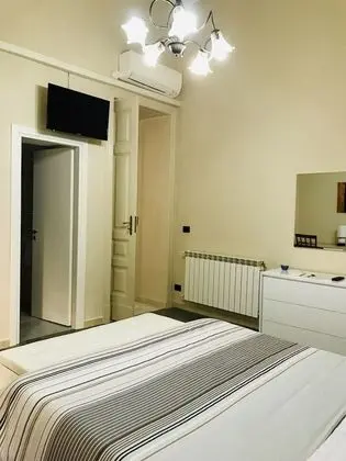 Tek Büyük Yataklı Oda, Bahçe Manzaralı (with extra bed)