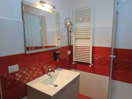 Tek Büyük Yataklı Oda, Balkon