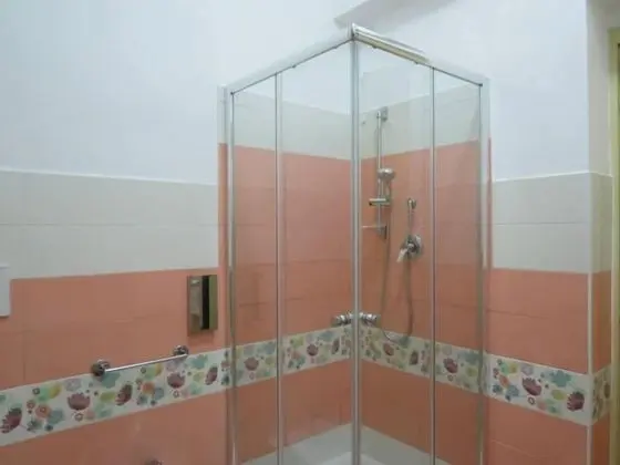 Tek Büyük Yataklı Oda, Balkon