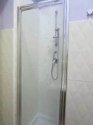 Tek Büyük Yataklı Oda, Özel Banyo
