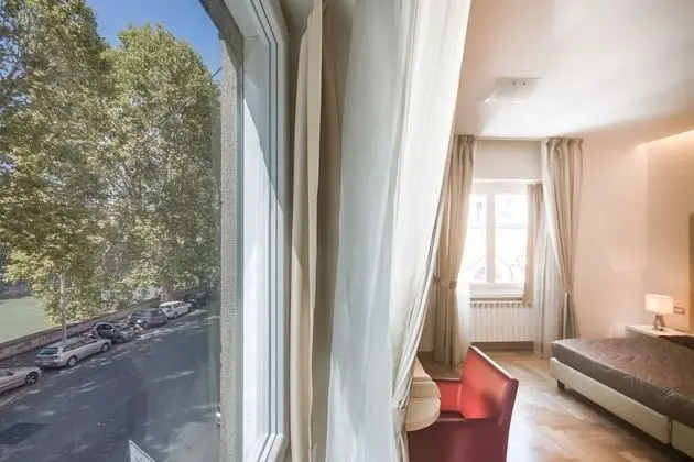 Deluxe Tek Büyük Yataklı Oda, Nehir Manzaralı (Breakfast at Navona Street Hotel)