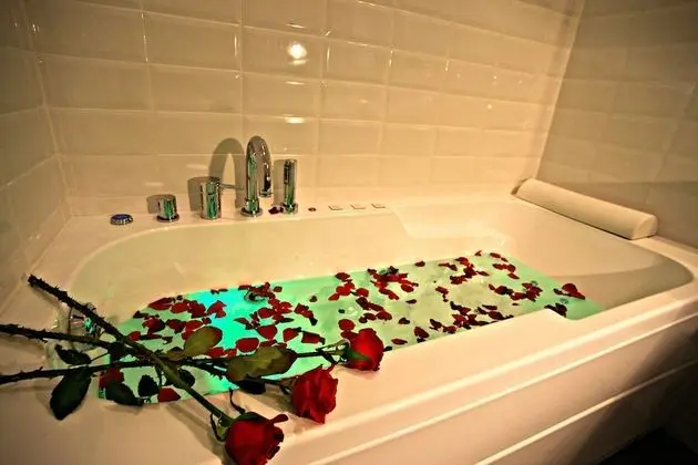 Deluxe Tek Büyük Yataklı Oda, Sıcak Su Küveti (Breakfast at Navona Street Hotel)