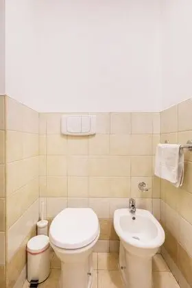 Tek Büyük veya İki Ayrı Yataklı Oda, Banyolu/Duşlu (3 pax)