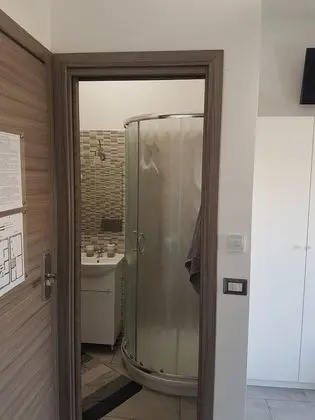 Comfort Tek Büyük Yataklı Oda, Avlu Manzaralı