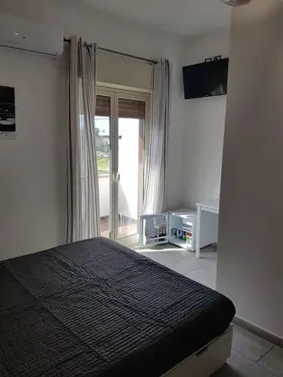 Deluxe Tek Büyük veya İki Ayrı Yataklı Oda, Balkon, Deniz Manzaralı