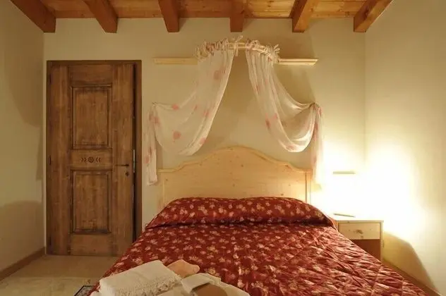 Romantic Tek Büyük Yataklı Oda, Özel Banyo, Dağ Yamacı