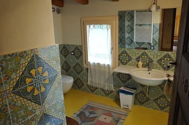 Romantic Tek Büyük Yataklı Oda, Özel Banyo, Dağ Yamacı