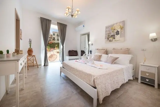 Comfort Tek Büyük Yataklı Oda, Teras, Şehir Manzaralı