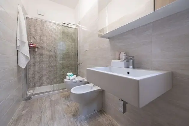 Comfort Tek Büyük Yataklı Oda, Teras, Şehir Manzaralı