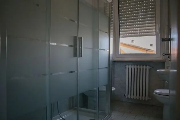 Basic Tek Büyük Yataklı Oda