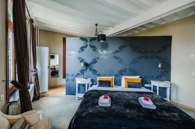 Deluxe Tek Büyük veya İki Ayrı Yataklı Oda, Avlu Manzaralı