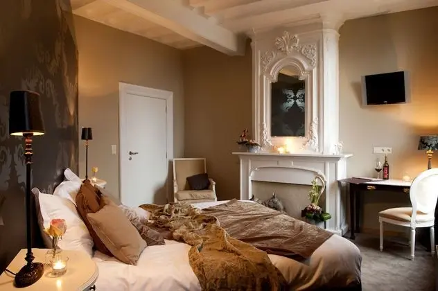 Deluxe Tek Büyük veya İki Ayrı Yataklı Oda, Avlu Manzaralı