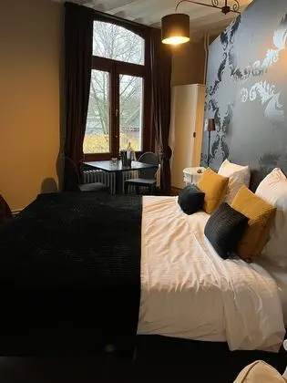 Deluxe Tek Büyük veya İki Ayrı Yataklı Oda, Avlu Manzaralı