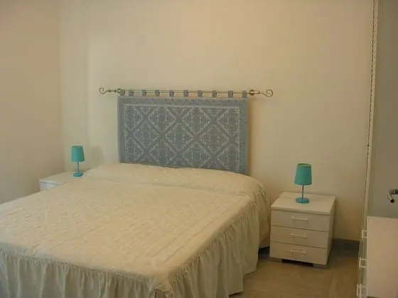 Tek Büyük Yataklı Oda, Ortak Banyo