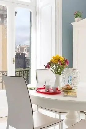 Deluxe Dört Kişilik Oda, Balkon, Şehir Manzaralı (Porta Capuana)