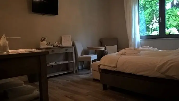 Tek Büyük Yataklı Oda (Caroline)