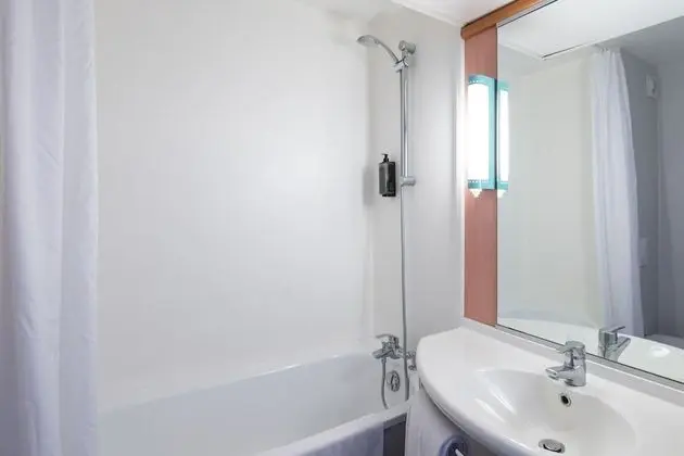 Tek Büyük Yataklı Oda, Sigara İçilmez