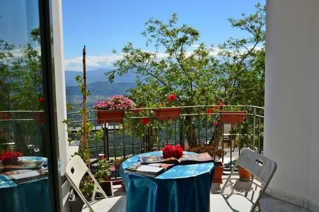 Classic Tek Büyük Yataklı Oda, Balkon, Vadi Manzaralı