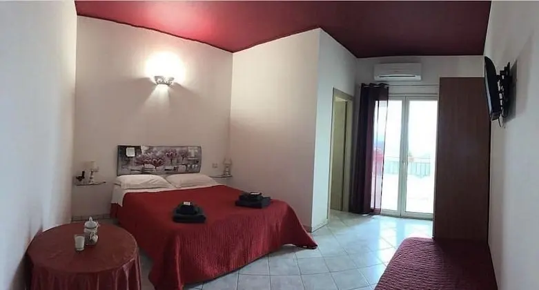 Classic Tek Büyük Yataklı Oda, Balkon, Vadi Manzaralı