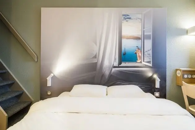 Dört Kişilik Oda, Sigara İçilmez