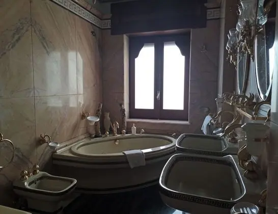 Deluxe Tek Büyük veya İki Ayrı Yataklı Oda, Jakuzi, Deniz Manzaralı