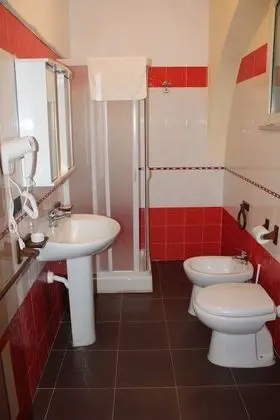 Classic Üç Kişilik Oda, Bahçe Manzaralı