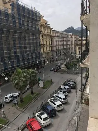Tek Büyük Yataklı Oda, Şehir Manzaralı