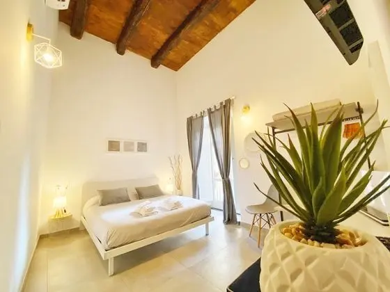 Comfort Tek Büyük Yataklı Oda